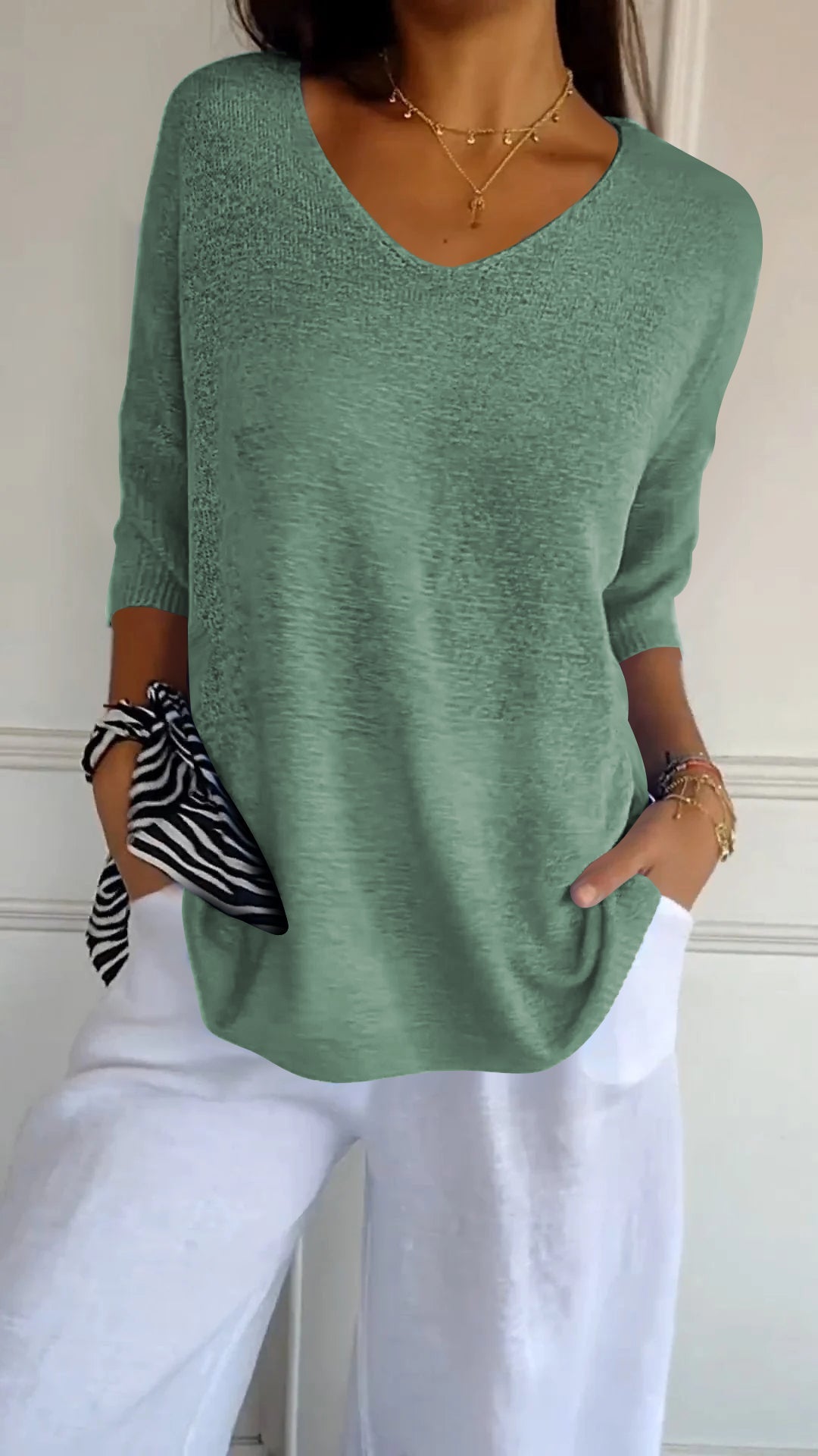 AINI - TOP EN TRICOT À COL EN V