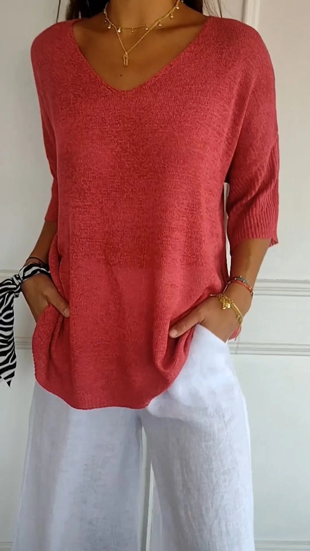 AINI - TOP EN TRICOT À COL EN V